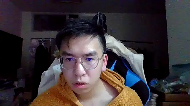 Snapshot of charlie_xdd chatting on January 15, 11:53 am charlie xdd online show from January 15, 11:53 am