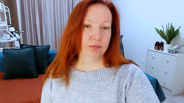 GoddessLara online show from September 14, 2:56 am