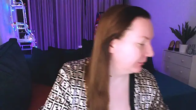 GoddessLara online show from February 1, 11:06 pm