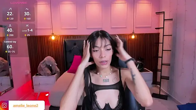 AMELIELEONE online show from November 12, 12:31 pm