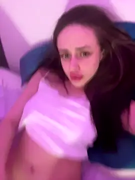 Snapshot of Lisaaan chatting on October 24, 9:36 pm Lisaaan online show from October 24, 9:36 pm