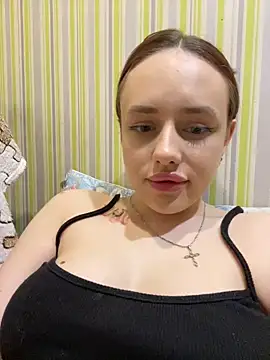 Lisaaan online show from April 13, 4:33 pm