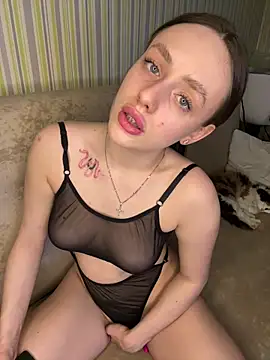 Snapshot of Lisaaan chatting on March 16, 7:06 pm Lisaaan online show from March 16, 7:06 pm