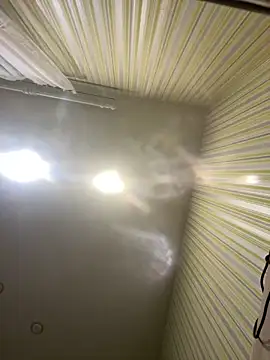 Lisaaan online show from December 22, 7:36 pm