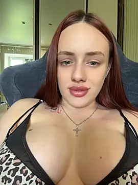 Lisaaan online show from June 25, 11:15 am