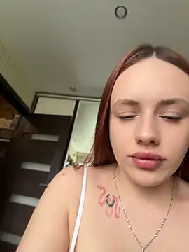 Lisaaan online show from July 24, 12:12 pm