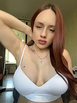 Lisaaan online show from July 27, 12:56 pm