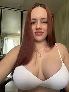 Lisaaan online show from July 30, 9:52 am
