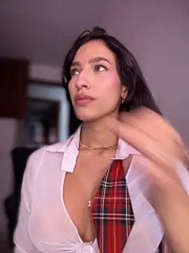 Snapshot of DulceLenns chatting on November 29, 7:03 pm DulceLenns online show from November 29, 7:03 pm