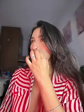 DulceLenns online show from February 2, 5:56 pm