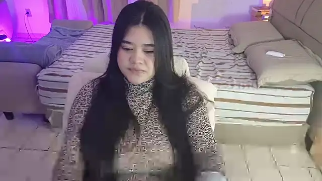 feluriana online show from April 28, 8:46 pm