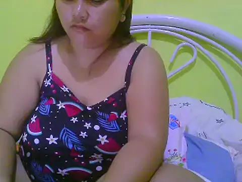Creamsweetpussy28 online show from May 28, 5:41 pm