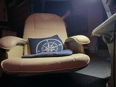 Snapshot of translove chatting on February 28, 11:15 pm translove online show from February 28, 11:15 pm