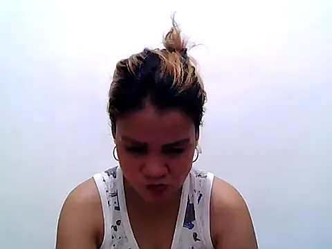 sweetabby 26 online show from April 5, 2:18 am