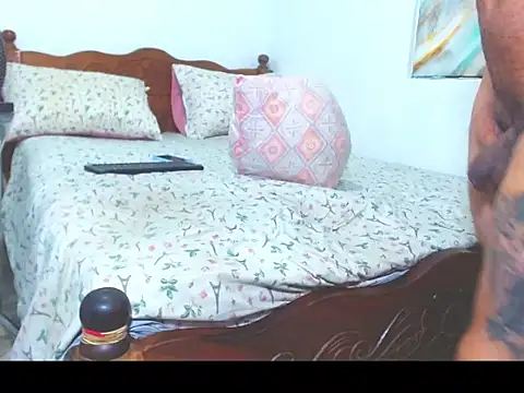 Snapshot of cositarrica_xxx chatting on February 13, 8:53 pm cositarrica xxx online show from February 13, 8:53 pm