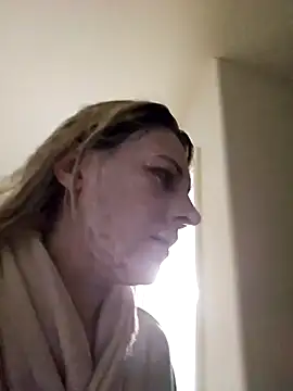 Snapshot of ScarletCallings420 chatting on February 18, 4:36 pm ScarletCallings420 online show from February 18, 4:36 pm