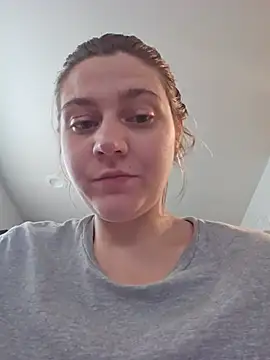Snapshot of ScarletCallings420 chatting on July 8, 8:53 pm ScarletCallings420 online show from July 8, 8:53 pm