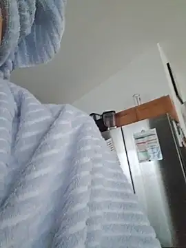 Snapshot of ScarletCallings420 chatting on November 16, 7:07 pm ScarletCallings420 online show from November 16, 7:07 pm