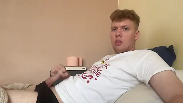 sexybooii6968 online show from May 5, 11:46 am