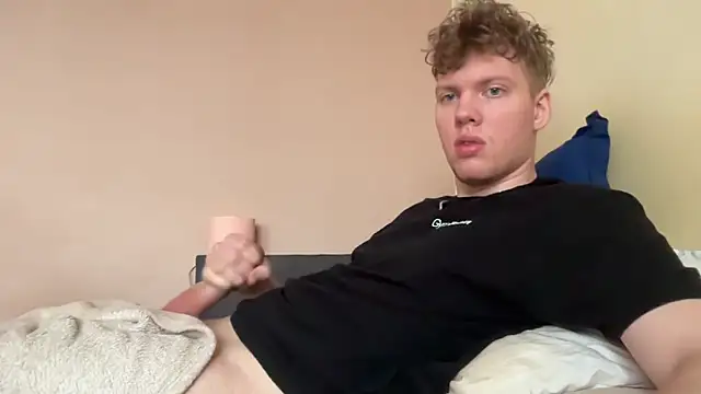 sexybooii6968 online show from March 26, 9:40 am