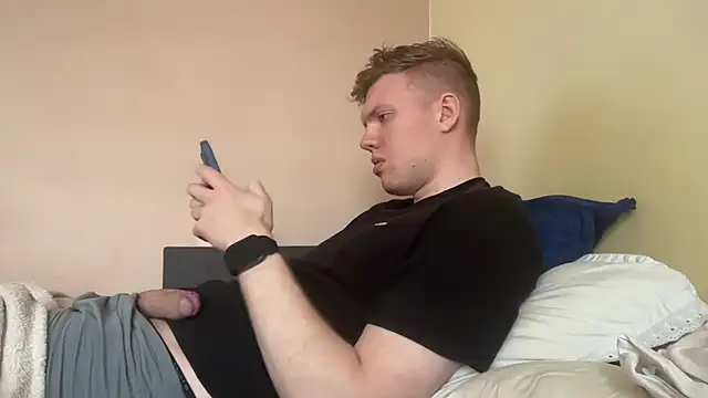 sexybooii6968 online show from May 8, 11:58 am