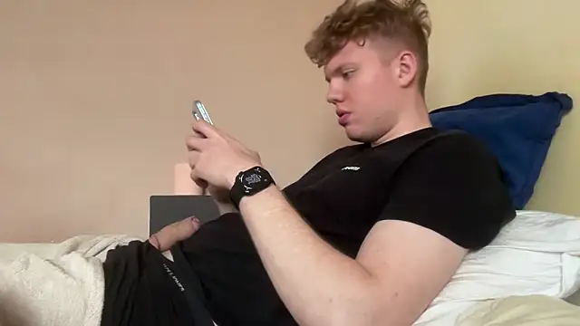 sexybooii6968 online show from June 17, 10:25 am