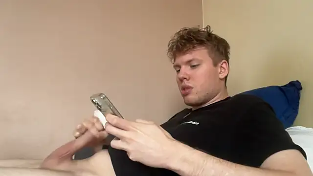 Snapshot of sexybooii6968 chatting on November 18, 10:40 am sexybooii6968 online show from November 18, 10:40 am