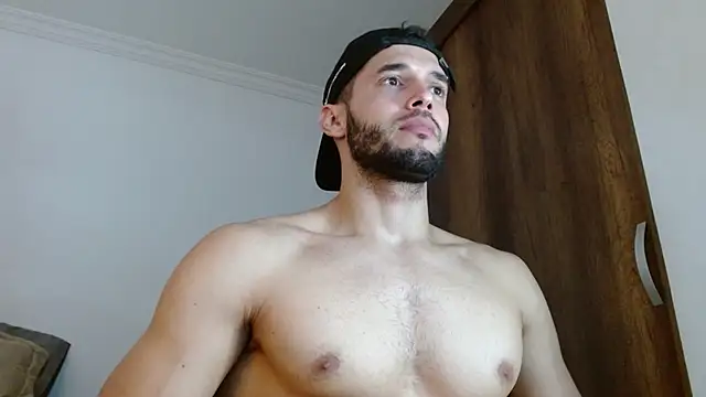 Noah jhonsonn online show from April 13, 4:11 pm