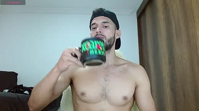 Noah jhonsonn online show from February 25, 2:26 pm