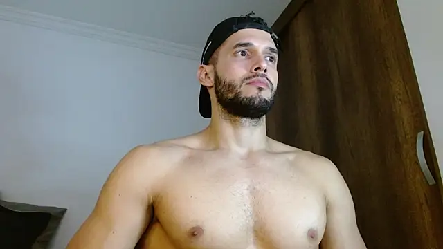 Noah jhonsonn online show from April 8, 5:03 pm