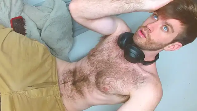 Snapshot of BlueEyedJason chatting on September 26, 10:38 pm BlueEyedJason online show from September 26, 10:38 pm