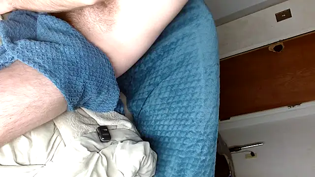 Snapshot of BlueEyedJason chatting on June 15, 11:48 pm BlueEyedJason online show from June 15, 11:48 pm