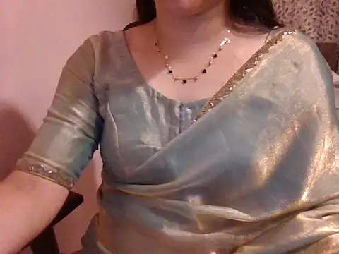 Snapshot of Pinky_4 chatting on June 6, 5:40 pm Pinky 4 online show from June 6, 5:40 pm