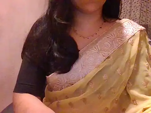 Snapshot of Pinky_4 chatting on June 10, 9:05 pm Pinky 4 online show from June 10, 9:05 pm