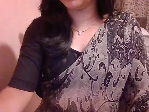 Pinky 4 online show from April 15, 5:39 pm