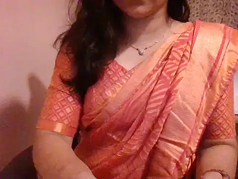 Pinky 4 online show from February 7, 1:41 pm