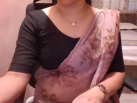 Pinky 4 online show from May 8, 6:06 am