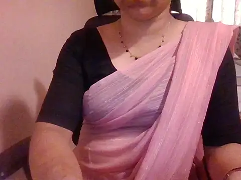 Pinky 4 online show from April 2, 11:28 am