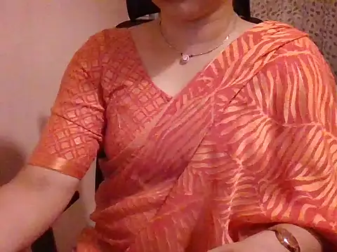 Pinky 4 online show from March 3, 5:31 pm