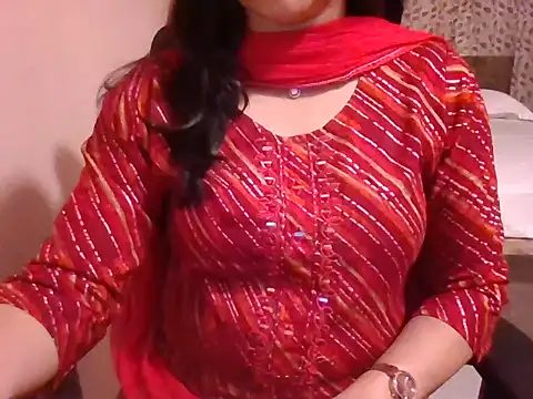 Pinky 4 online show from February 4, 5:52 pm