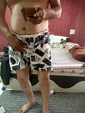 Snapshot of hornydick4you chatting on February 13, 6:57 am hornydick4you online show from February 13, 6:57 am