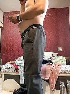 Snapshot of hornydick4you chatting on February 24, 7:20 am hornydick4you online show from February 24, 7:20 am