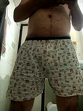 Snapshot of hornydick4you chatting on January 7, 3:44 am hornydick4you online show from January 7, 3:44 am