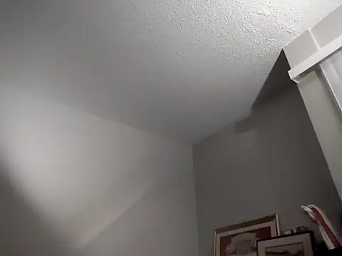 EZYves online show from December 6, 12:29 am