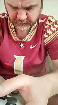 EZYves online show from December 1, 10:15 pm