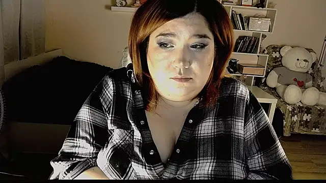 Snapshot of Vi-Vixen chatting on February 6, 11:48 pm Vi-Vixen online show from February 6, 11:48 pm