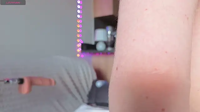 Snapshot of ScarletCarnal chatting on December 3, 9:20 am ScarletCarnal online show from December 3, 9:20 am