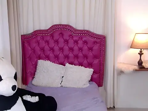 DreamLADYBOY online show from October 5, 10:33 pm