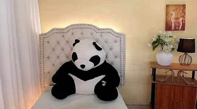 DreamLADYBOY online show from March 9, 5:22 am