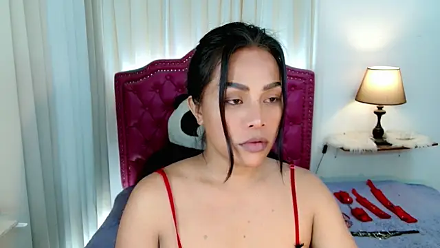 DreamLADYBOY online show from May 3, 2:20 pm